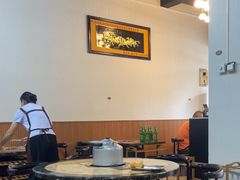 -沈记酸菜牛肉火锅店(九号路店)