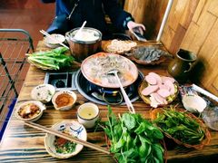 -阿婆情腊排骨火锅(金虹路店)