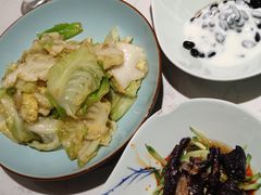 干锅包菜-再回头私房菜·老南京菜