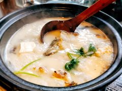 雪山鱼炖豆腐-炊烟餐厅