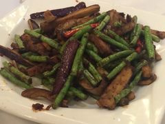 京酱炒豆角茄子-朱仔记食府(江南大道店)