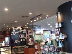 大堂-星巴克(深圳龙华人民北店)