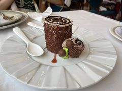 招牌树根蛋糕-莫斯科餐厅
