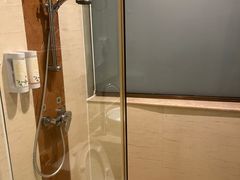 -维也纳智好酒店(深圳罗湖口岸国贸火车站店)