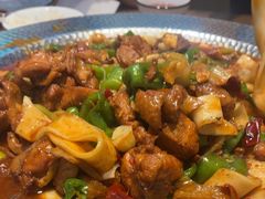 -俭寨大盘鸡·手抓肉·烧烤新疆菜(乌苏路店)