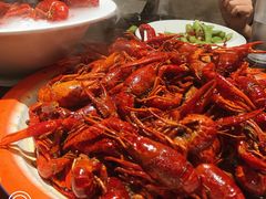 -沪小胖小龙虾(淮海中路旗舰店)