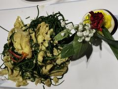 -三江源美食城