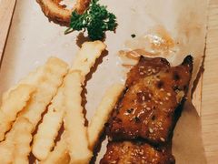 -必胜客(机场路店)