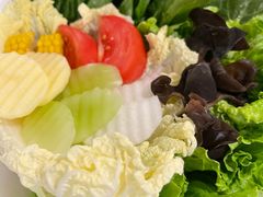 -左庭右院鲜牛肉火锅(浦江欢乐颂店)