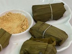 -苗岭鱼乡贵州凯里红酸汤鱼火锅