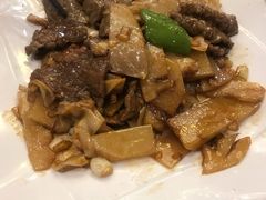 酸笋炒牛肉-美极鲜食坊(宝安南路店)