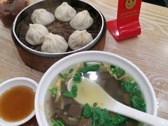 -珊珊小笼馆(仙霞路店)