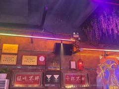 -喜鹊音乐酒馆(西街店)