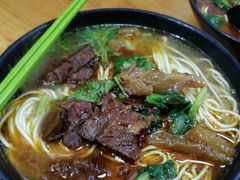 -志权牛肉面(灵山路店)
