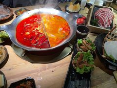 台式麻辣锅-湊湊火锅·茶憩(杭州湖滨银泰in77店)