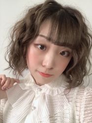 -E.L.K造型momopark店