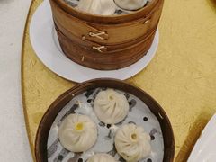 -梅龙镇酒家(南京西路总店)