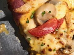 新奥尔良风情烤肉比萨-必胜客(龙泉万达店)