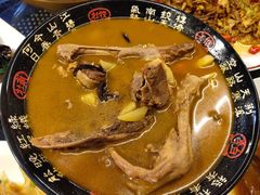 铁锅炖大鹅-人民公社铁锅炖·东北菜(卫国道店)