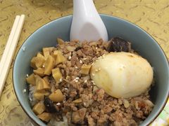肉燥饭-品味轩(华山路店)