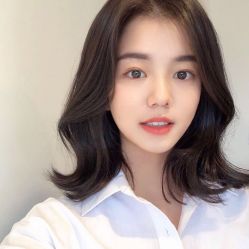 -变画·发型STUDIO