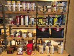 零售区-星巴克(北辰西路店)