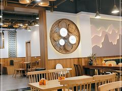 大堂-嘉州北味春老烧麦·面食(叮咚街店)