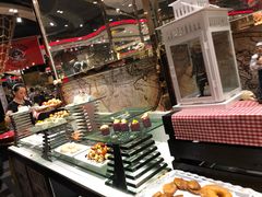 自助取餐区-四海一家自助餐(益田假日广场店)