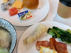 -广州汇华希尔顿逸林酒店