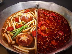 -湊湊火锅·茶憩(杭州湖滨银泰in77店)
