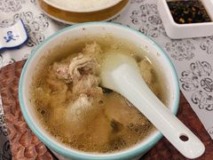 山泉水炖土猪汤-客家汇·客家传承菜(水库店)