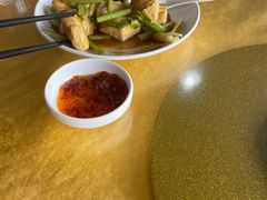 -鲤鱼塘农家山庄