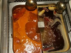 -海底捞火锅(高新万达店)