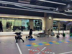 -英派斯健身旗舰店(海信国际中心馆)