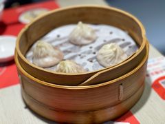 双拼小笼（蟹粉+鲜肉）-穿蒸引鲜·嗲记(正大广场店)