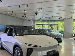 -蔚来中心(北京中关村店)