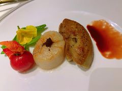 香煎鹅肝黑松露带子-皇朝会.经典传统粤菜(外滩店)