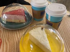 雪域牛乳蛋糕-猫在这儿猫咪咖啡馆·撸猫馆