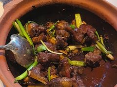 -八府香鸭·啫啫煲(华山路店)