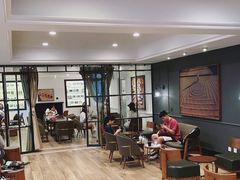 大堂-星巴克臻选(广州沙面店)