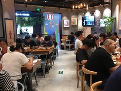 大堂-渝是乎川渝小炒(新世界百货望京店)
