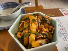 -包整·丝娃娃(一览甲秀楼风景店)