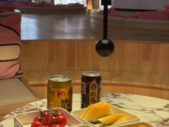 -涨巢·潮玩水疗局