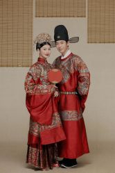 -蒙娜丽莎婚纱摄影(爱城总店)