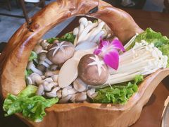 -捞神煲汤火锅(湖滨商业街店)