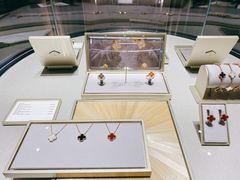 -梵克雅宝(国贸商城店)