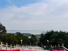 -广州莲花山旅游区