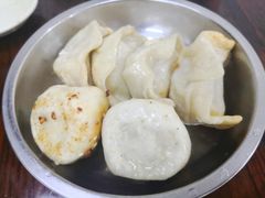 -黄阿姨锅贴大王(万航渡路店)