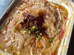 -花儿姐与战哥的美食档