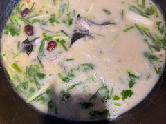 -咕嘟草帽鱼·牛奶一样的鲜鱼汤(包河万达广场创始店)